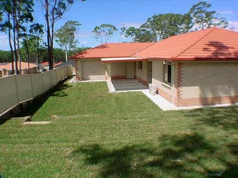 31 ROBINA Ave, Medowie NSW 2318