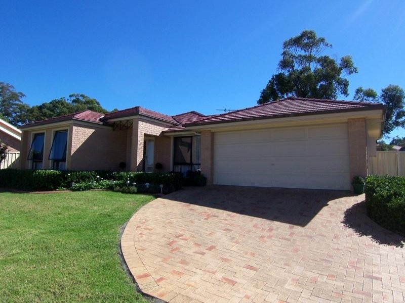 5 STURT Cl, Medowie NSW 2318