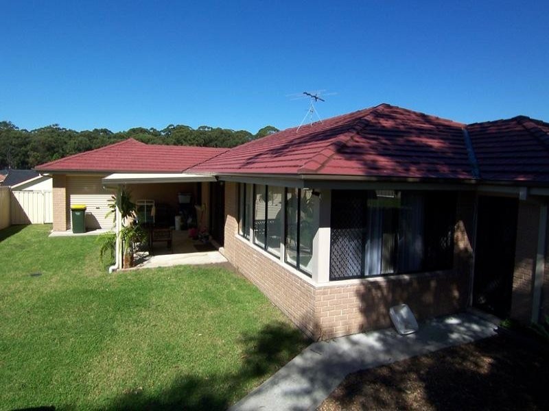 5 STURT Cl, Medowie NSW 2318