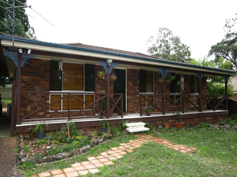 11 Birch Close, Medowie NSW 2318