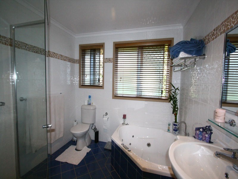 11 Birch Close, Medowie NSW 2318