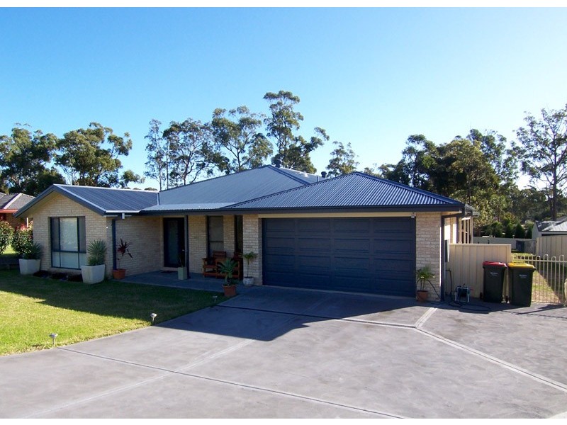 15 Sassin Cres, Medowie NSW 2318