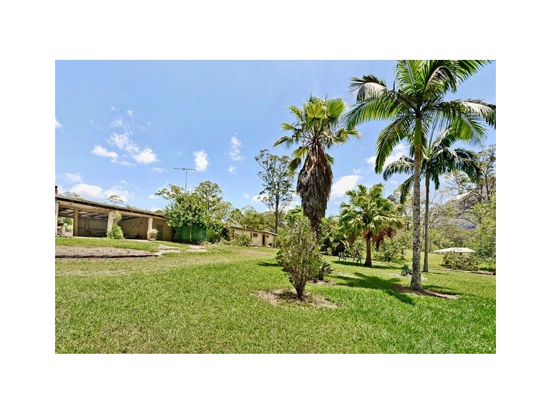 Glass House Mountains QLD 4518