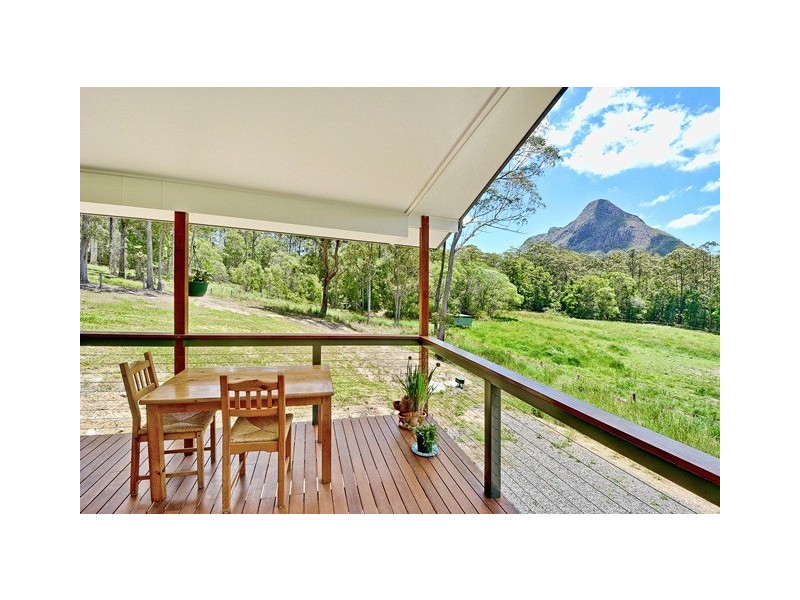 Glass House Mountains QLD 4518