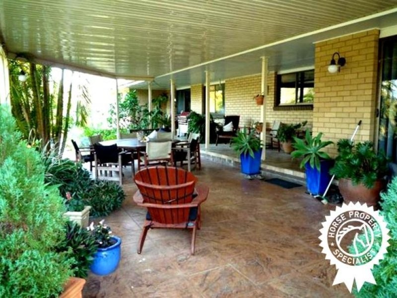 276 Barrs Road, Glass House Mountains QLD 4518