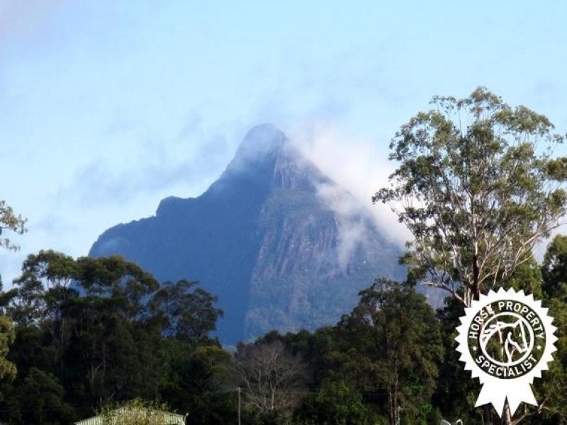 276 Barrs Road, Glass House Mountains QLD 4518