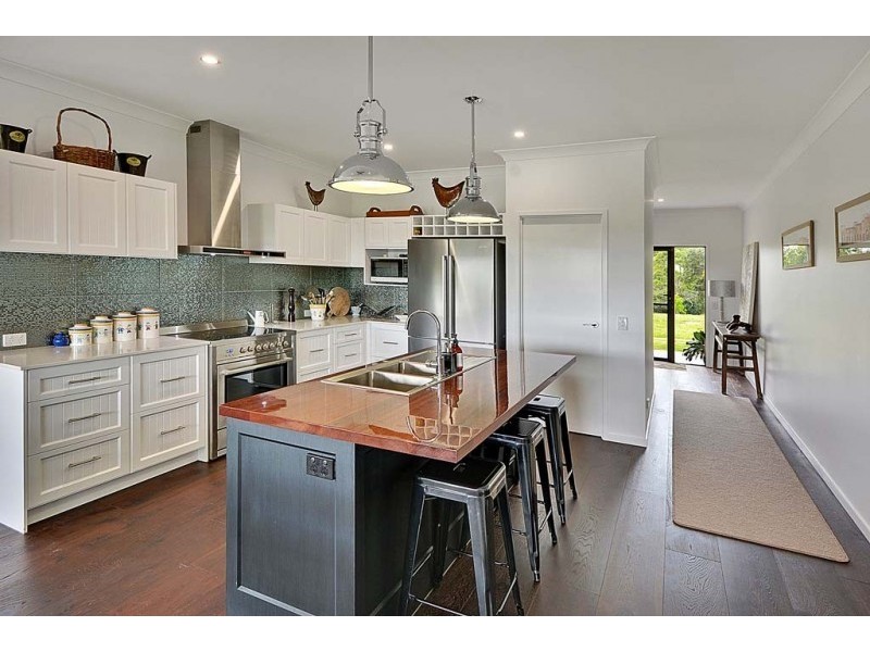 7 Potters Lane, Pomona QLD 4568