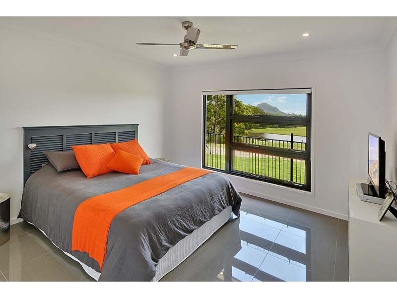 7 Potters Lane, Pomona QLD 4568