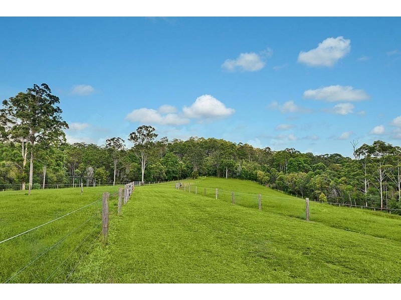 7 Potters Lane, Pomona QLD 4568