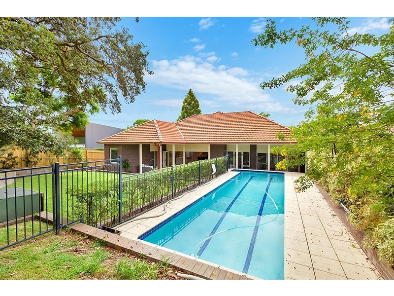 15 Addison Avenue, Roseville NSW 2069