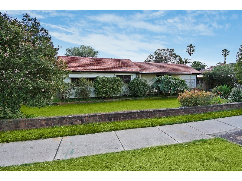 602 Warringah Road, Forestville NSW 2087