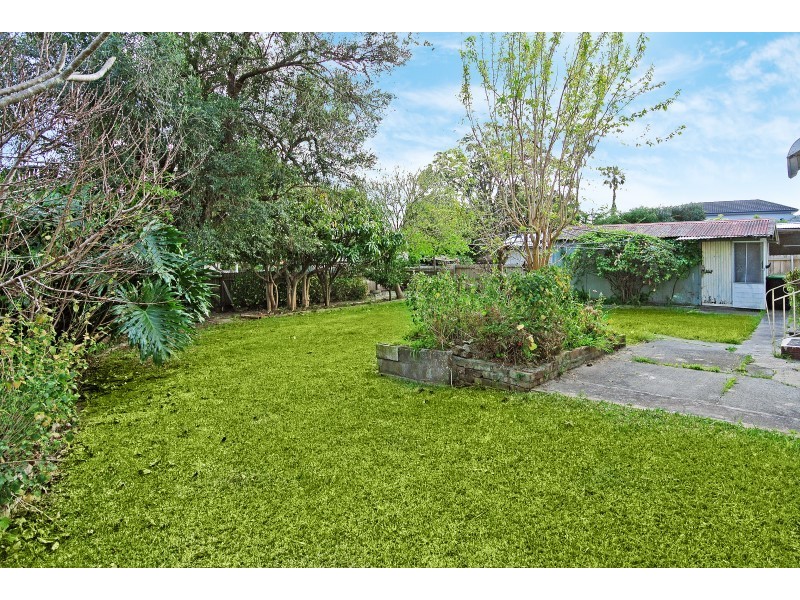 602 Warringah Road, Forestville NSW 2087