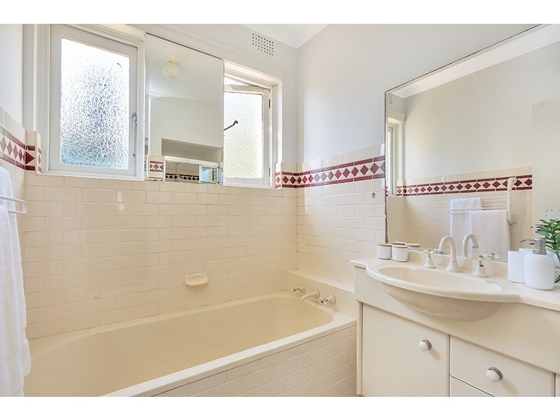 3/3 Pine Hill Avenue, Double Bay NSW 2028