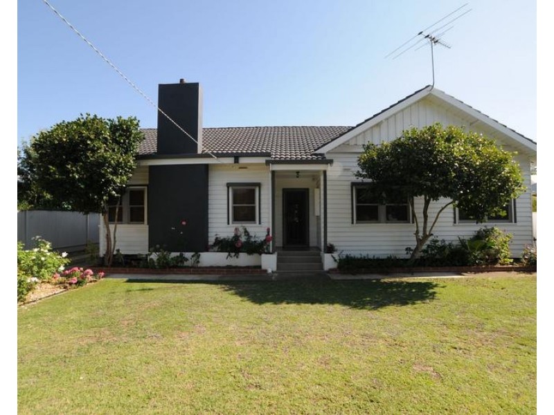 12 Steane Street, Wangaratta VIC 3677