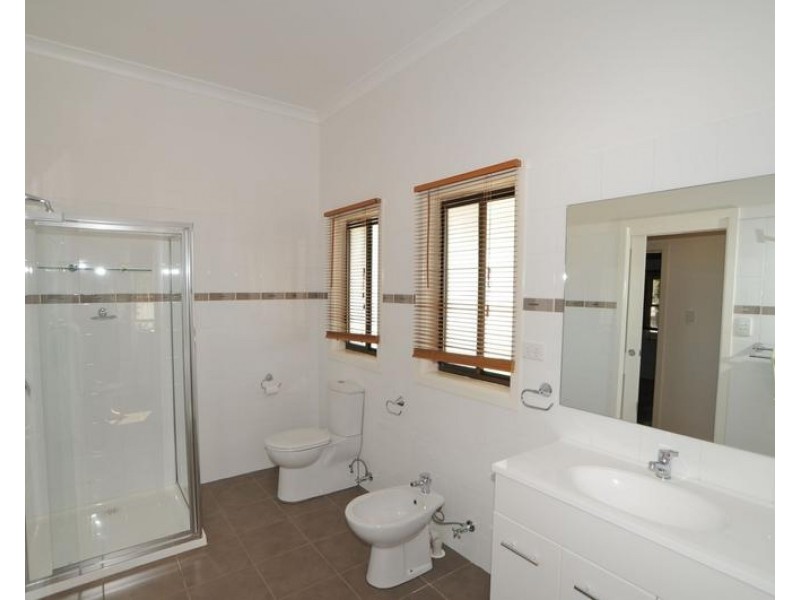 12 Steane Street, Wangaratta VIC 3677