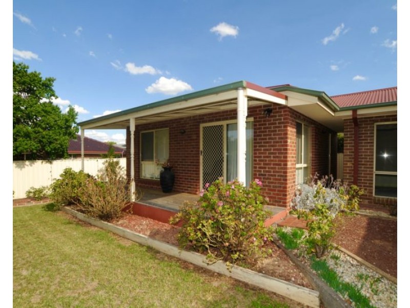 12 Collyn-Dale Drive, Wangaratta VIC 3677