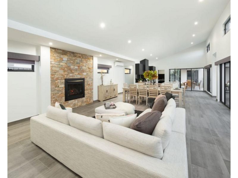 43 Arlington Park Avenue, Wangaratta VIC 3677