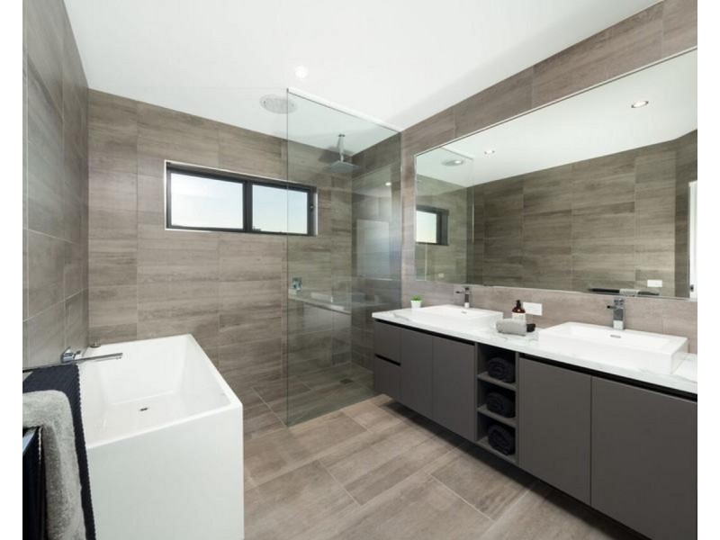 43 Arlington Park Avenue, Wangaratta VIC 3677