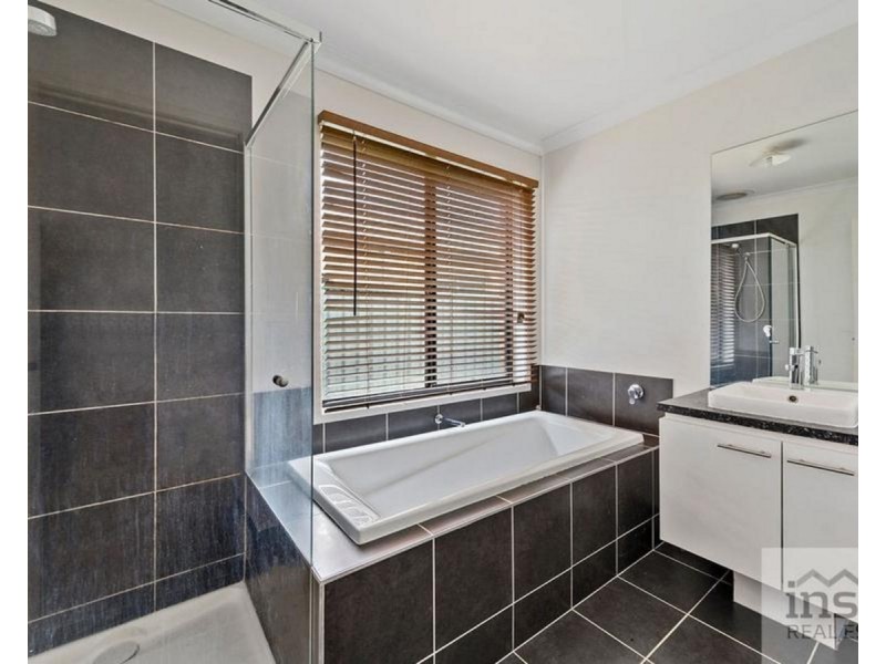 9 Maori Way, Wangaratta VIC 3677