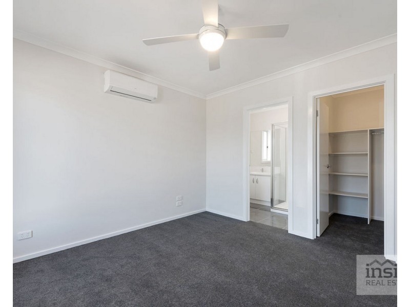 21 Currawong Drive, Wangaratta VIC 3677