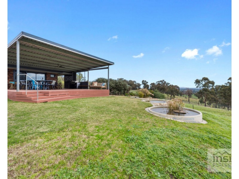 54 Yarrabee Road, Markwood VIC 3678