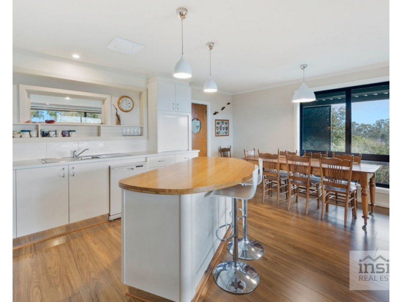 54 Yarrabee Road, Markwood VIC 3678