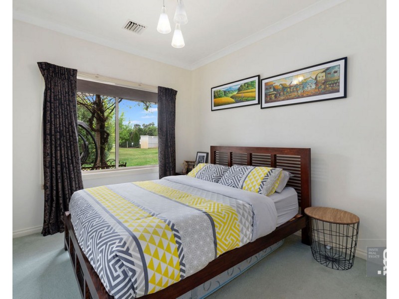 32 Rose Place, Waldara VIC 3678