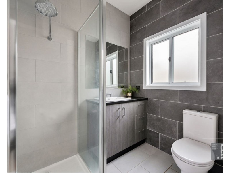 42 Graham Avenue, Wangaratta VIC 3677