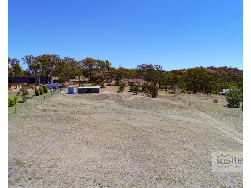 20 Lakeside Drive, Chesney Vale VIC 3725