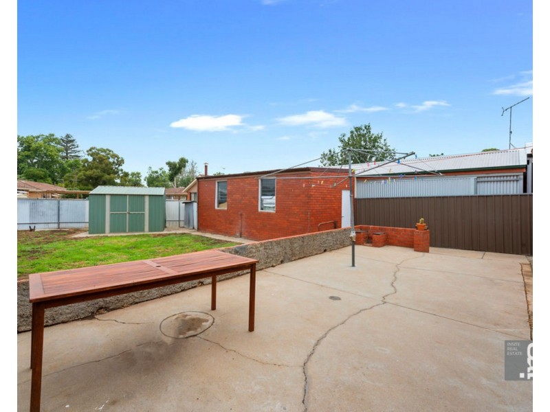 37 Docker Street, Wangaratta VIC 3677