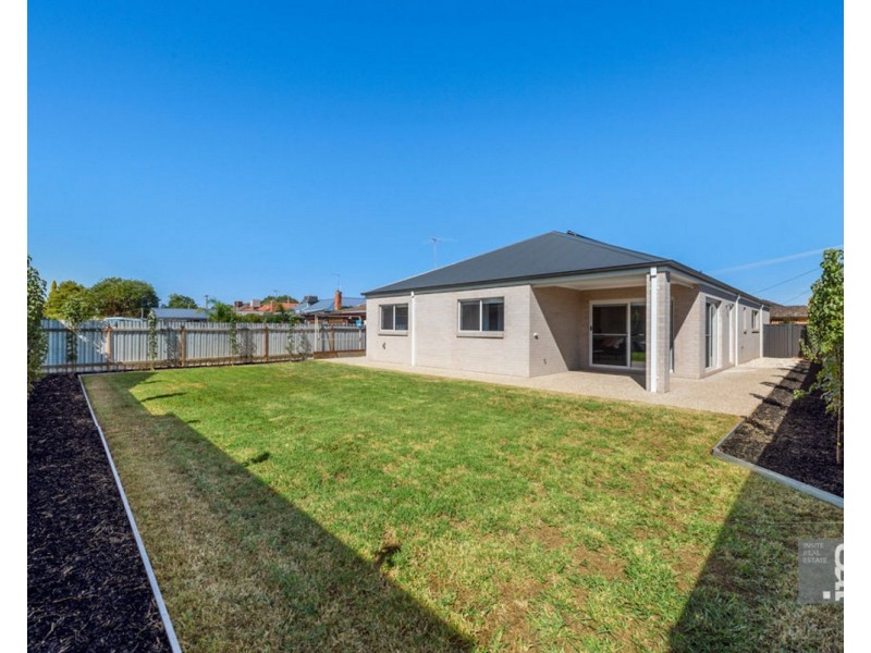 12 Leishman Street, Wangaratta VIC 3677
