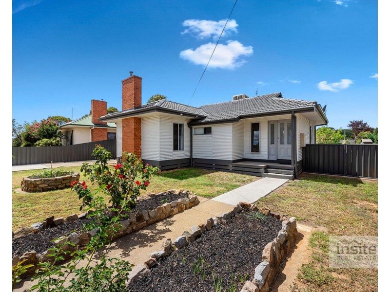 9 Silverwood Grove, Wangaratta VIC 3677