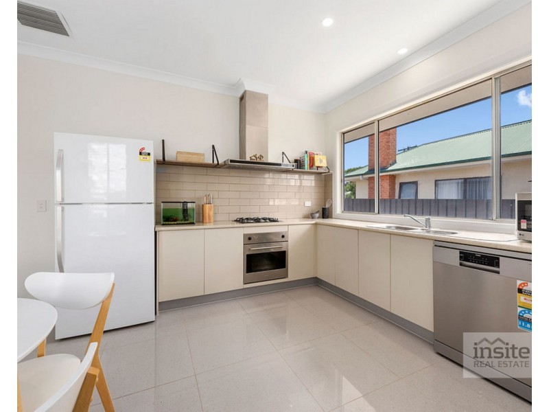 9 Silverwood Grove, Wangaratta VIC 3677