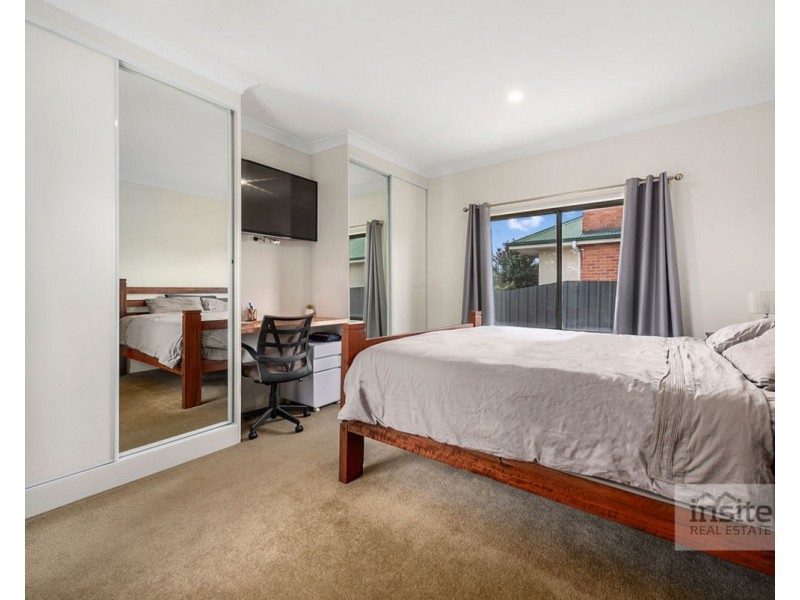 9 Silverwood Grove, Wangaratta VIC 3677