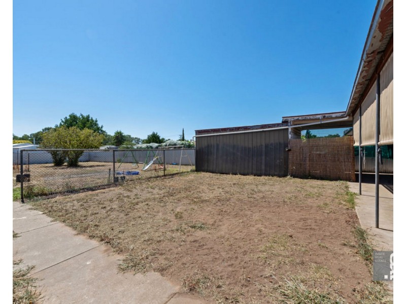 2 Dunlop Street, Wangaratta VIC 3677