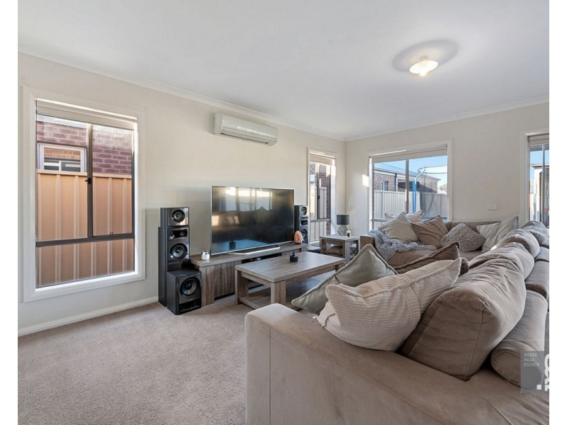 9 Creek View End, Wangaratta VIC 3677