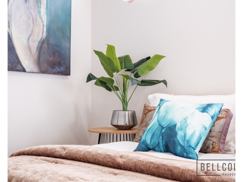 8 Halley Street, Innaloo WA 6018