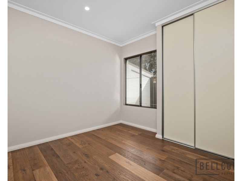 8 Halley Street, Innaloo WA 6018