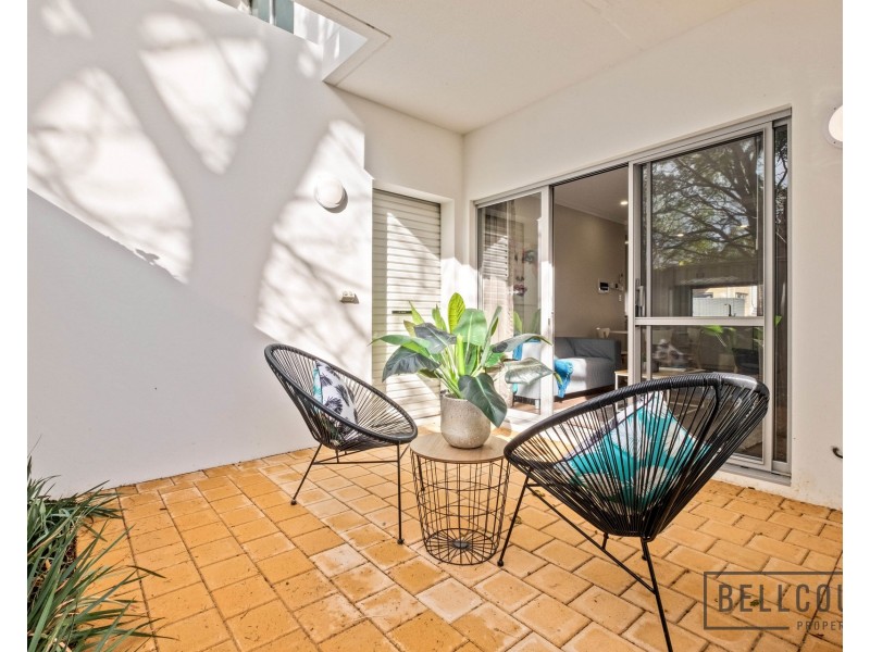 8 Halley Street, Innaloo WA 6018