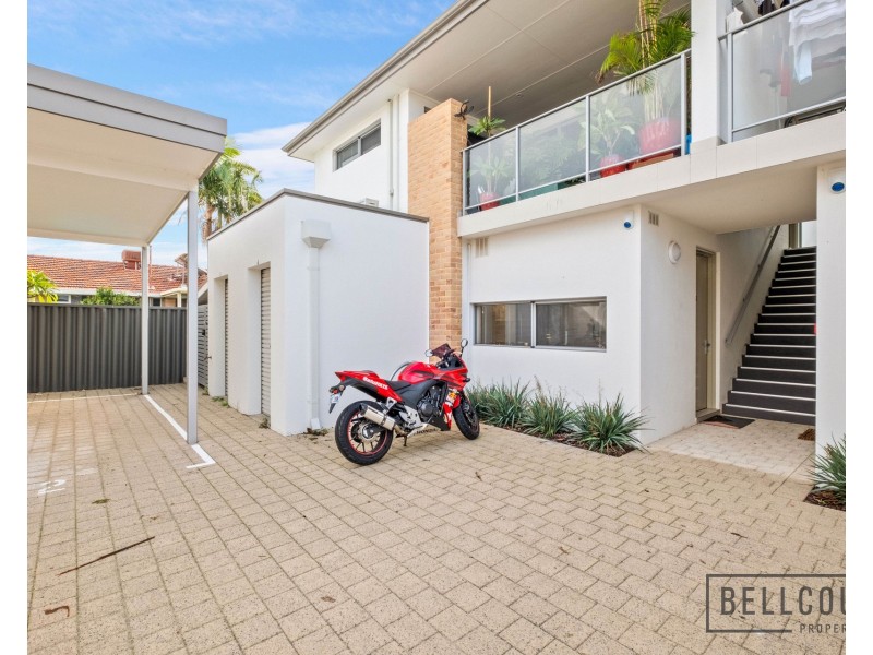 8 Halley Street, Innaloo WA 6018