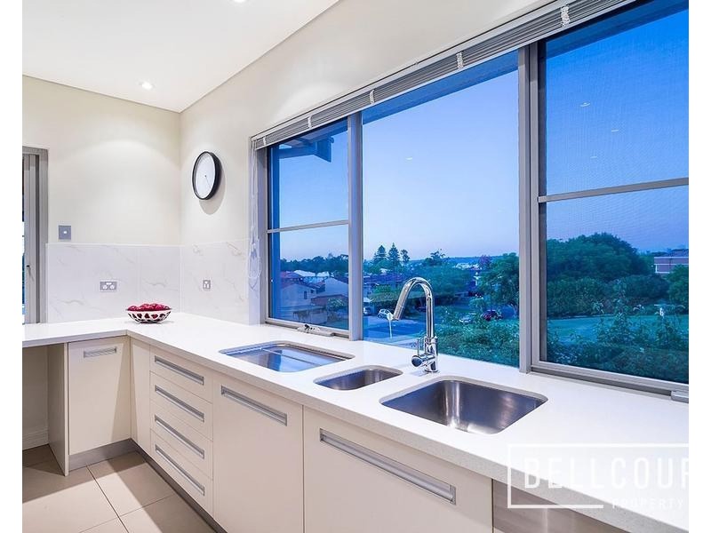 48 Leonora Street, Como WA 6152