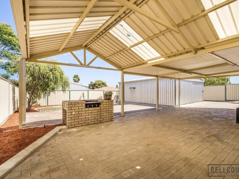8 Wapengo Close, South Lake WA 6164