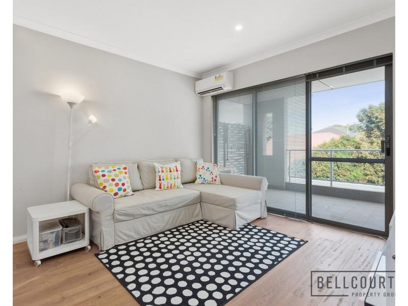 6/94 Fitzroy Road, Rivervale WA 6103