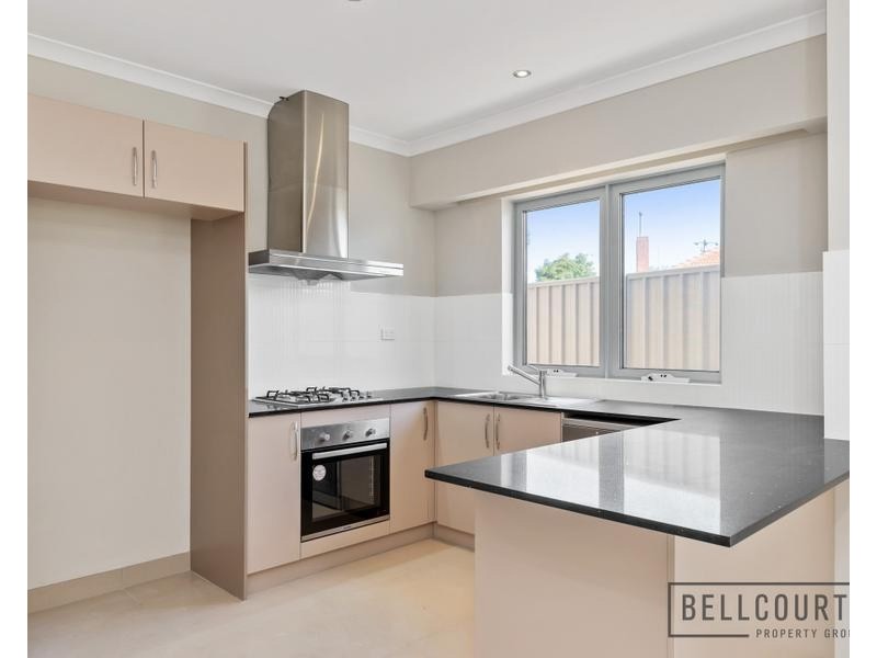 49 Mcglinn Way, Cloverdale WA 6105