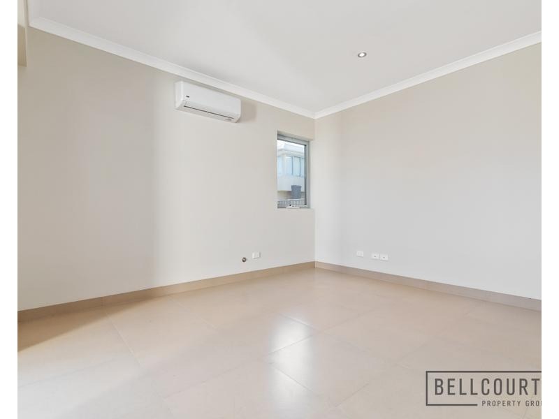 49 Mcglinn Way, Cloverdale WA 6105