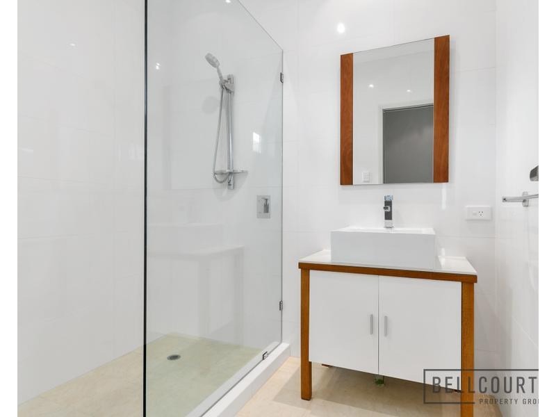 49 Mcglinn Way, Cloverdale WA 6105