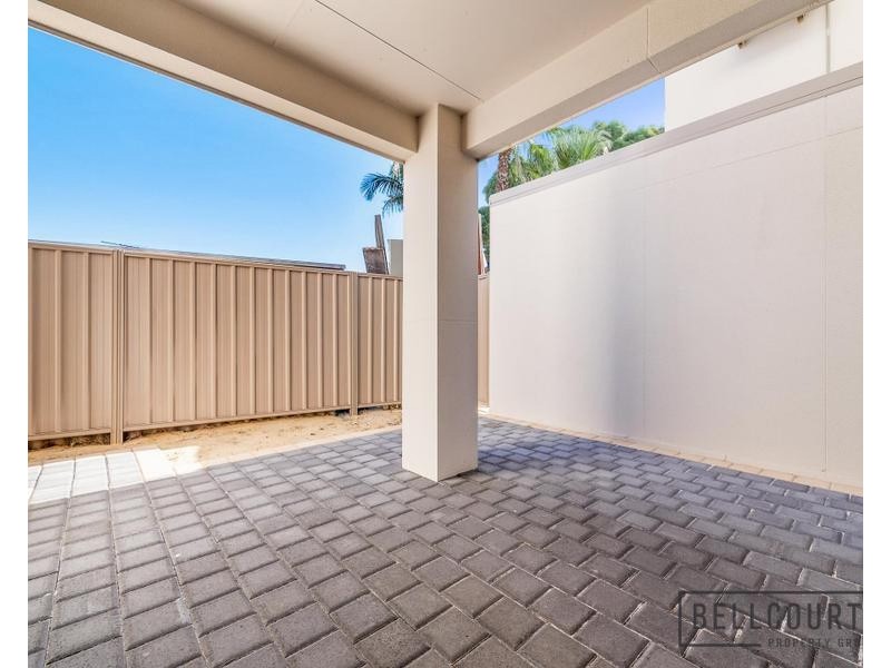 49 Mcglinn Way, Cloverdale WA 6105