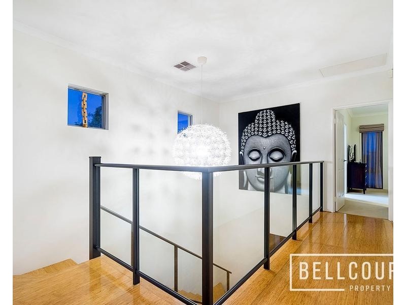 12A Henning Crescent, Manning WA 6152