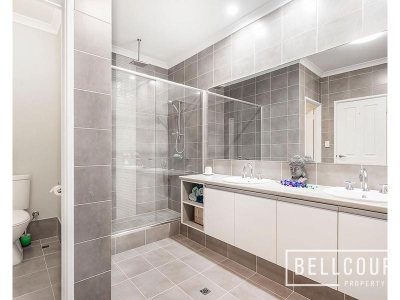 12A Henning Crescent, Manning WA 6152