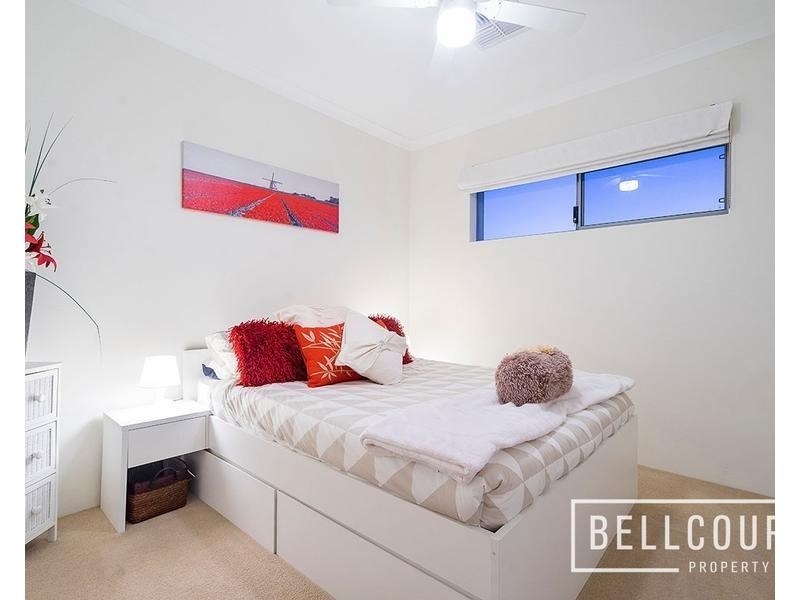 12A Henning Crescent, Manning WA 6152